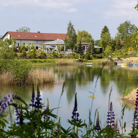 Forteca, Parcele Kempingowe Nad Woda, Z Wlasnym Namiotem Lub Przyczepa * Uciechow